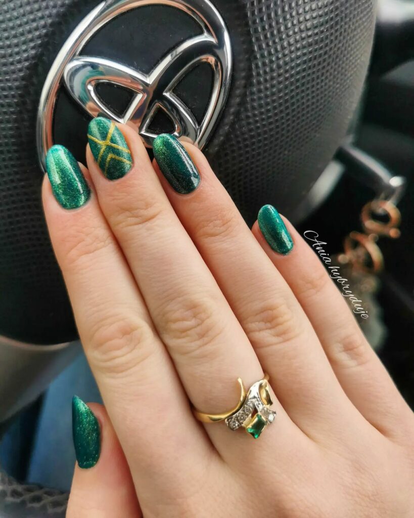 Emerald Green and Gold Nails