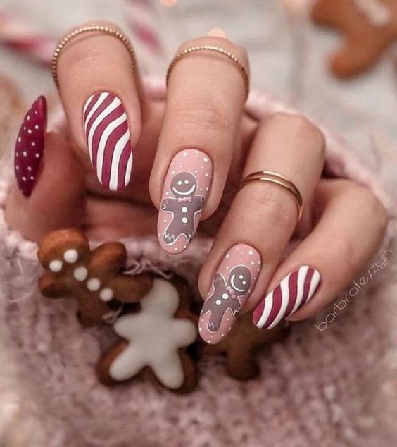 Pink Christmas Nails Ideas