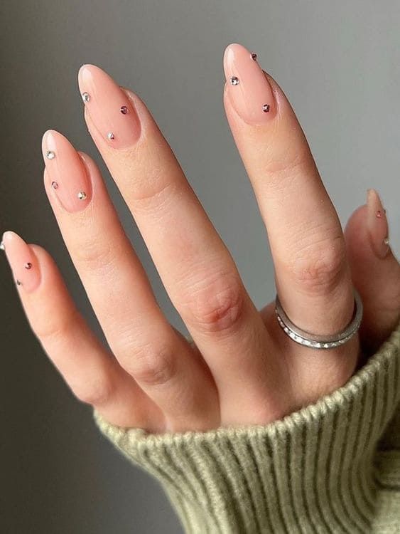 almond beige nails