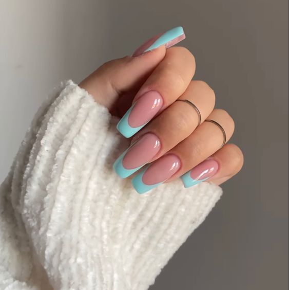 aqua blue nails