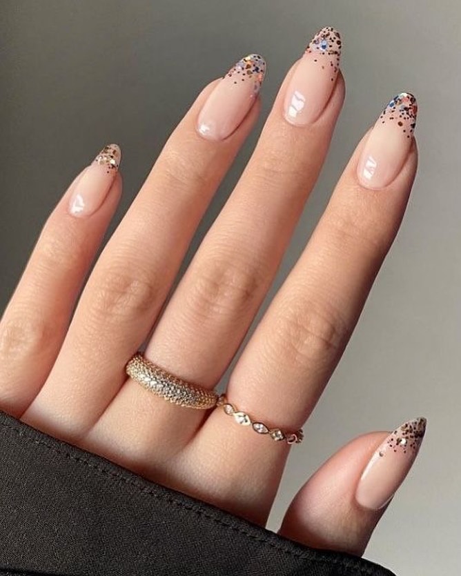beige almond nails