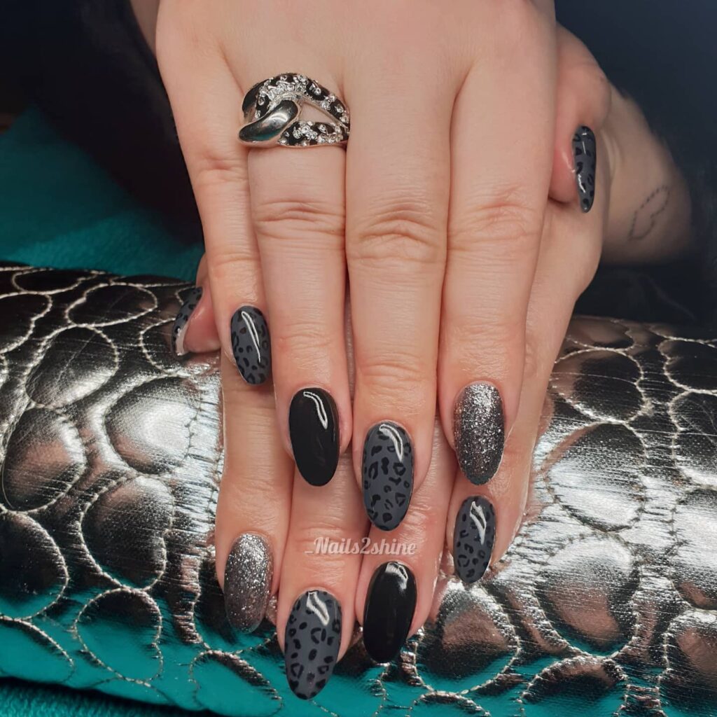 Zoya Dove | Grey nail polish, Zoya nail, Fall manicure
