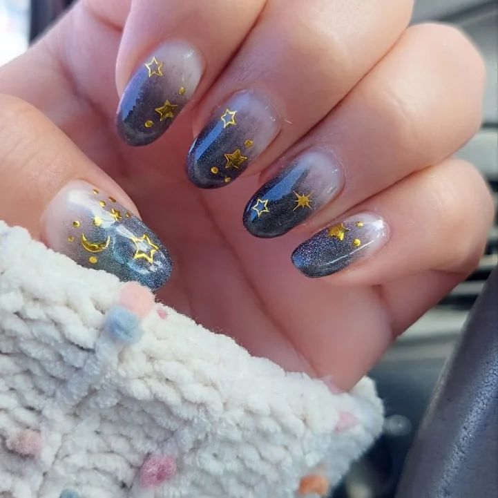 galaxy nails