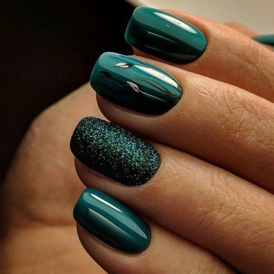 Emerald Green Nail Designs