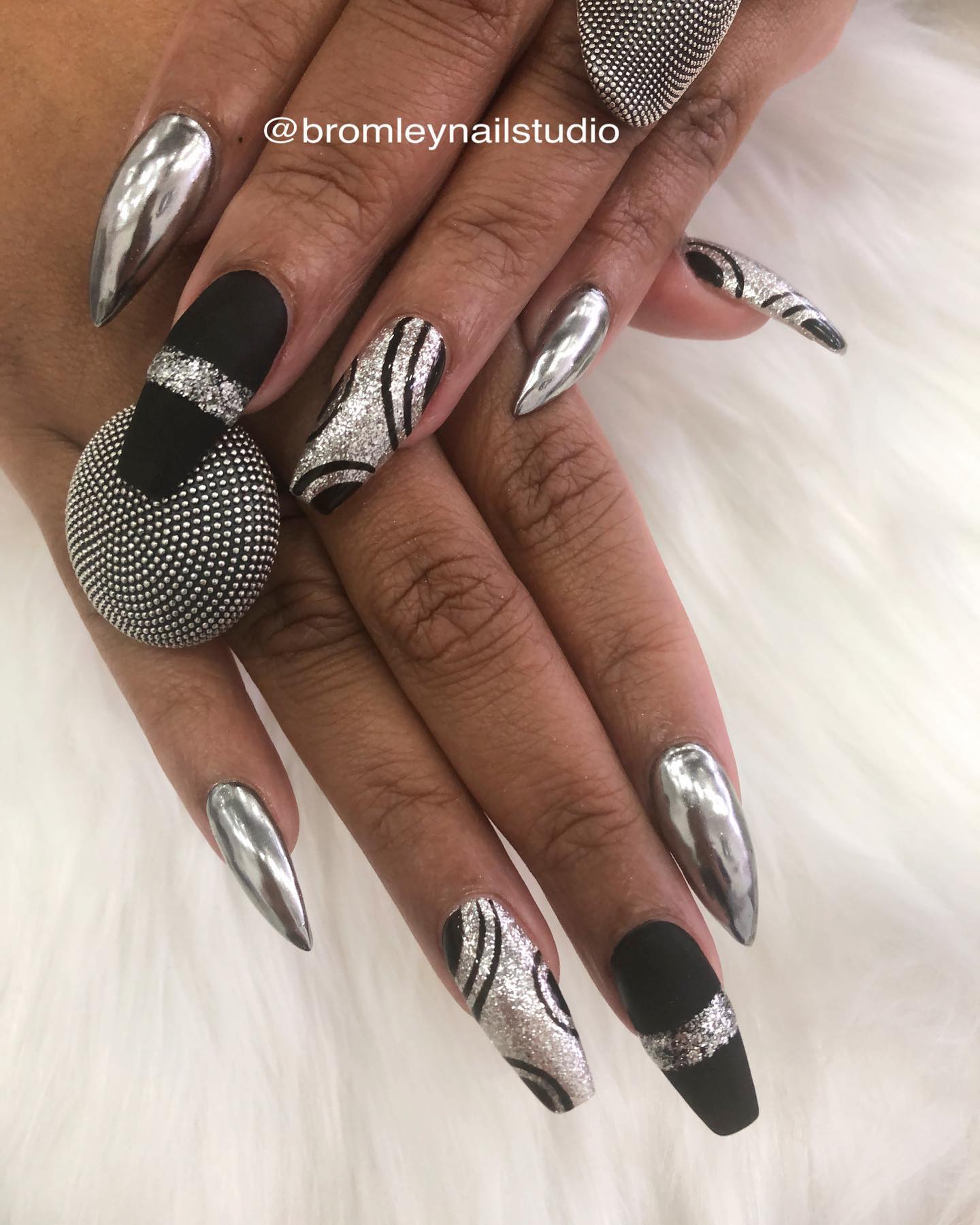 black and silver nails