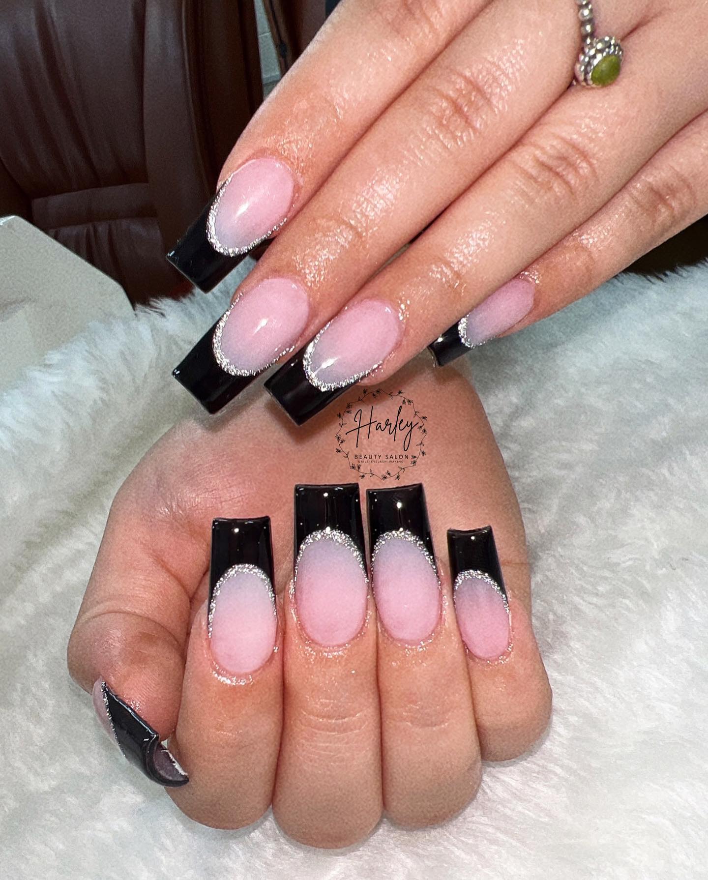 black french tip nails