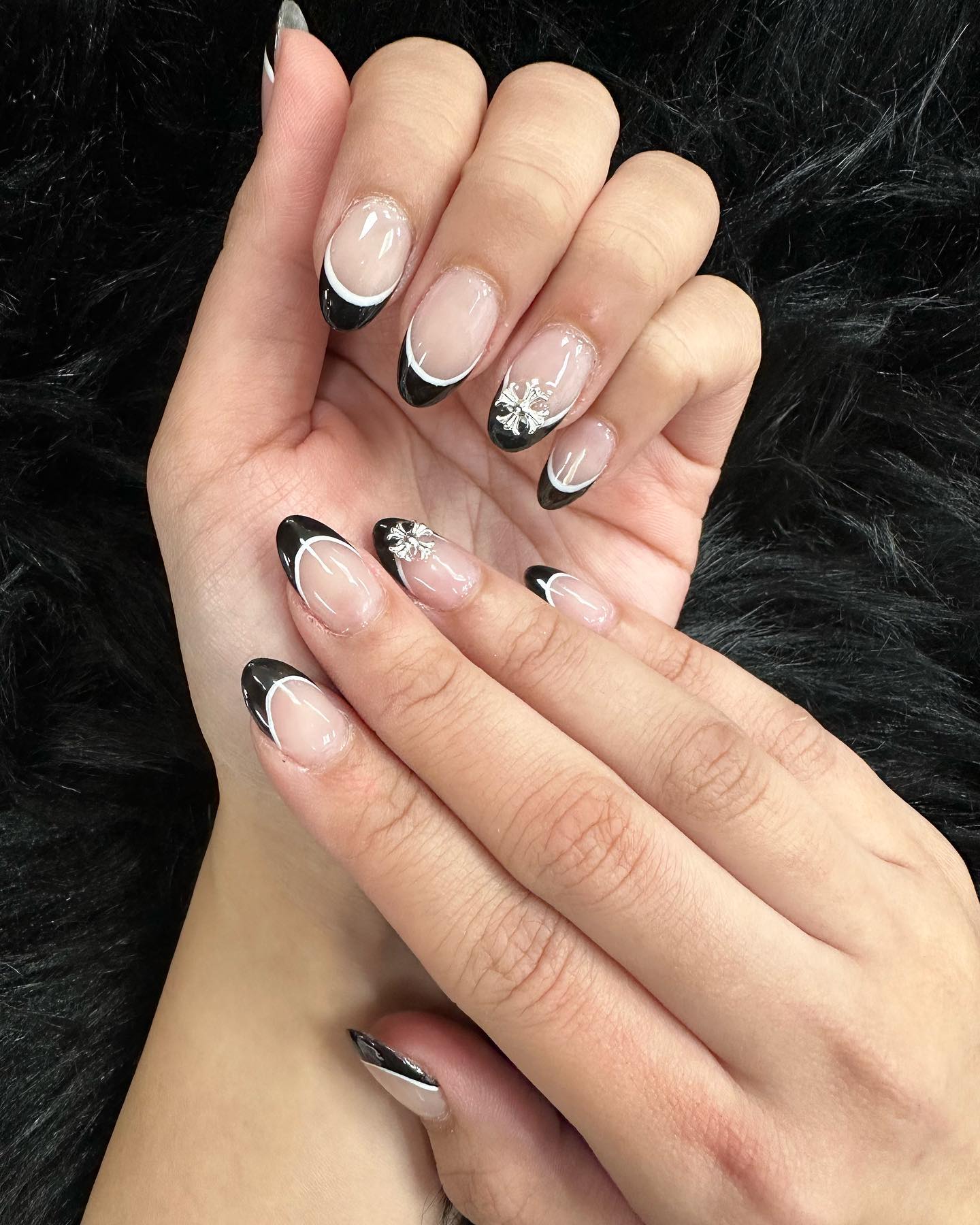 black french tip nails