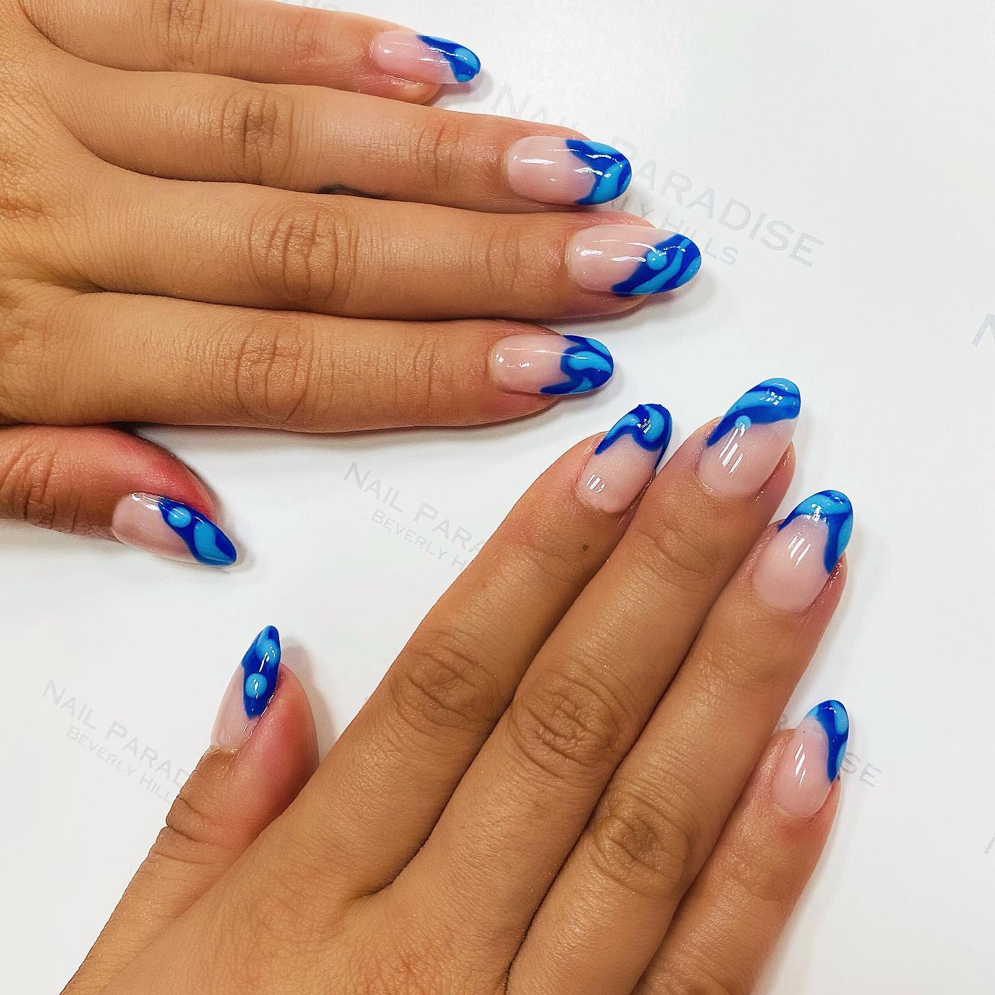 blue swirl nails