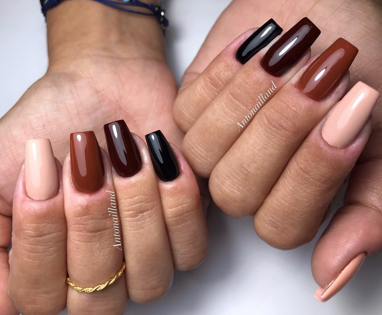 brown nude nails