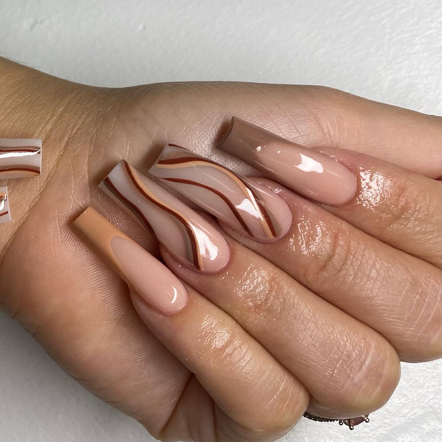 brown nude nails