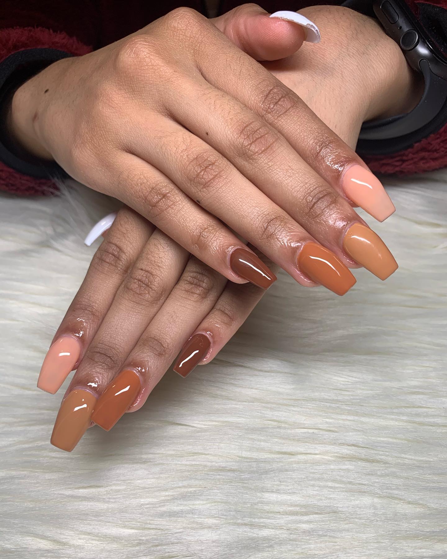 brown nude nails