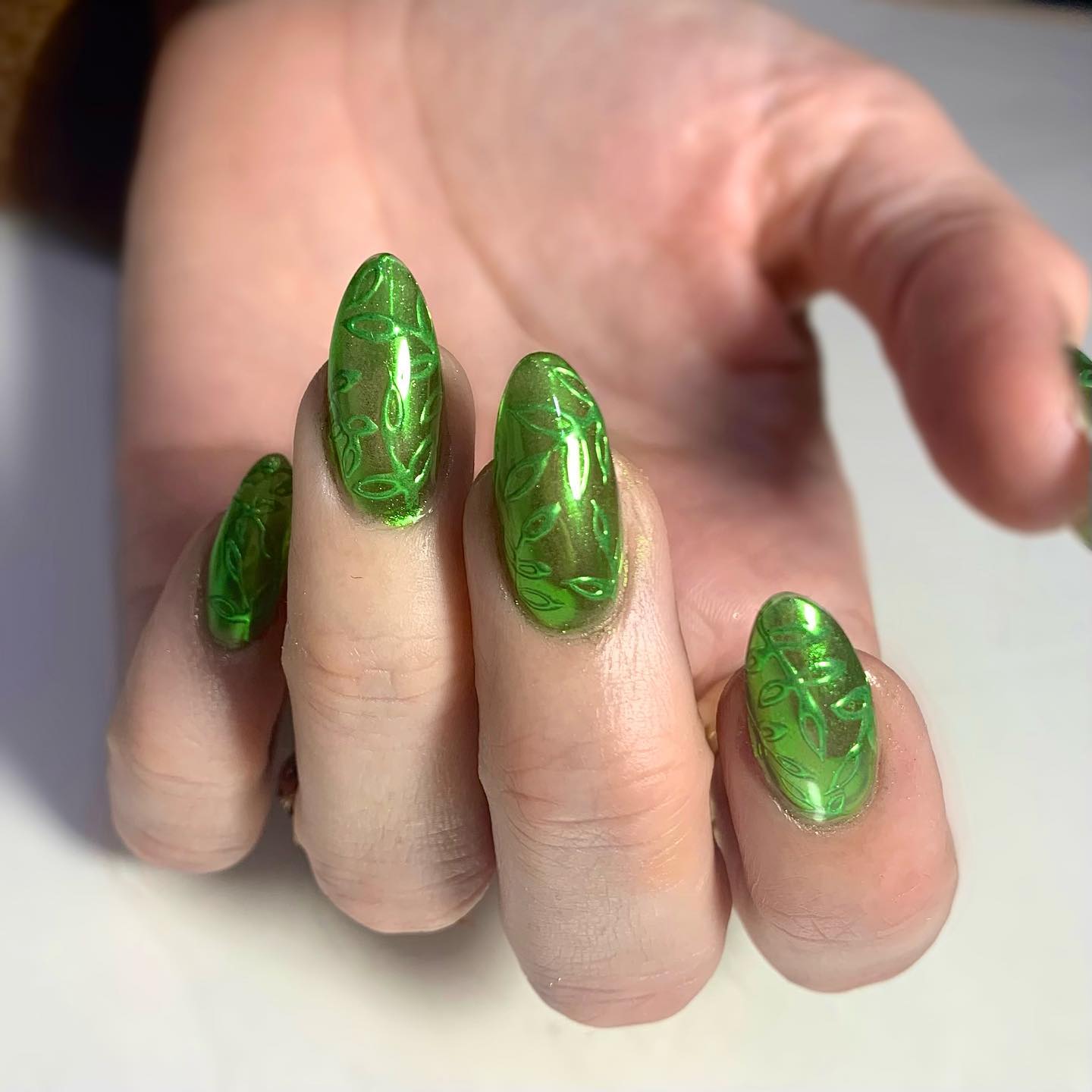 green chrome nails