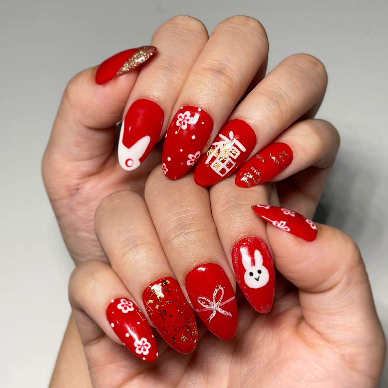 red and white nails