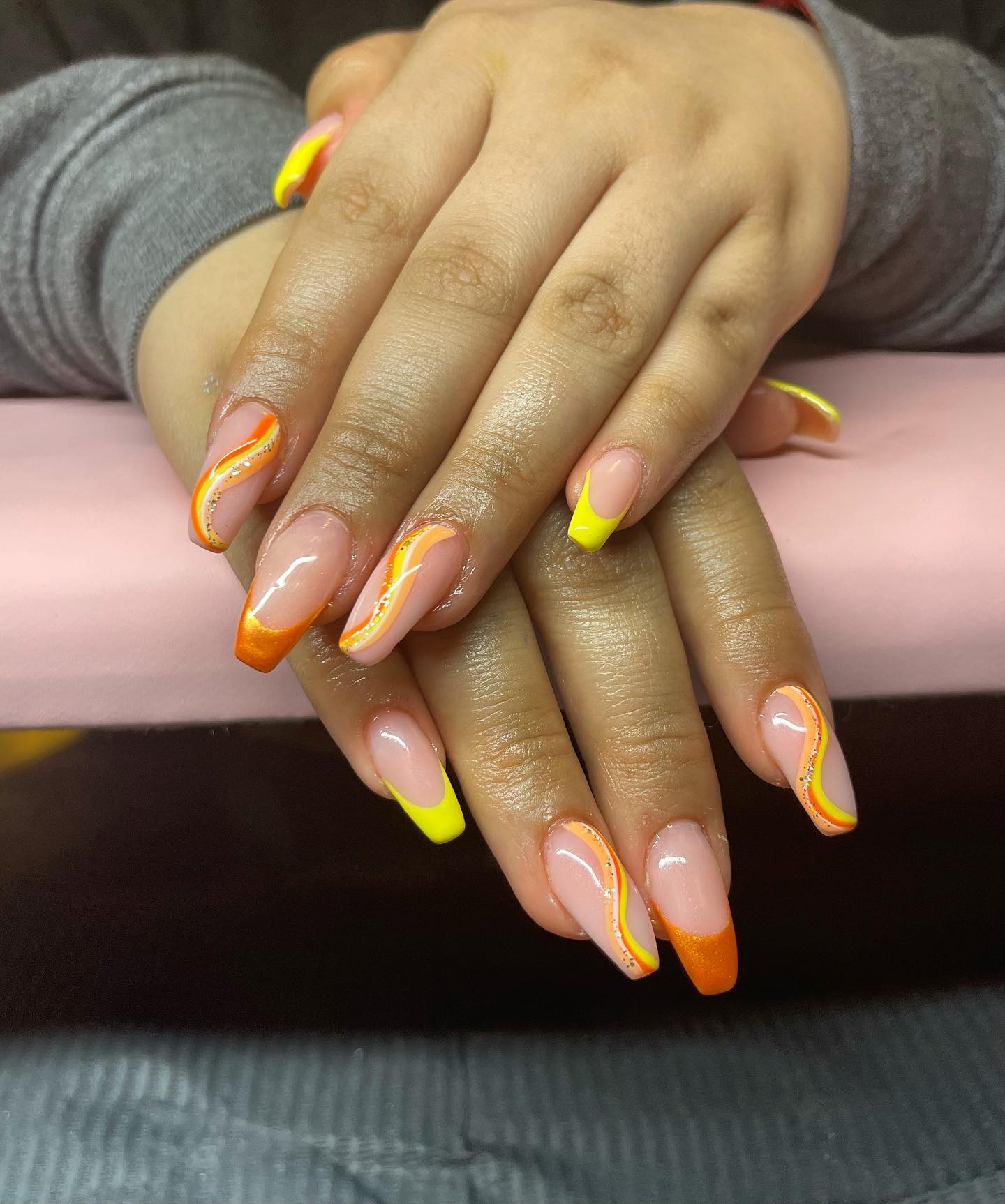 summer orange nails