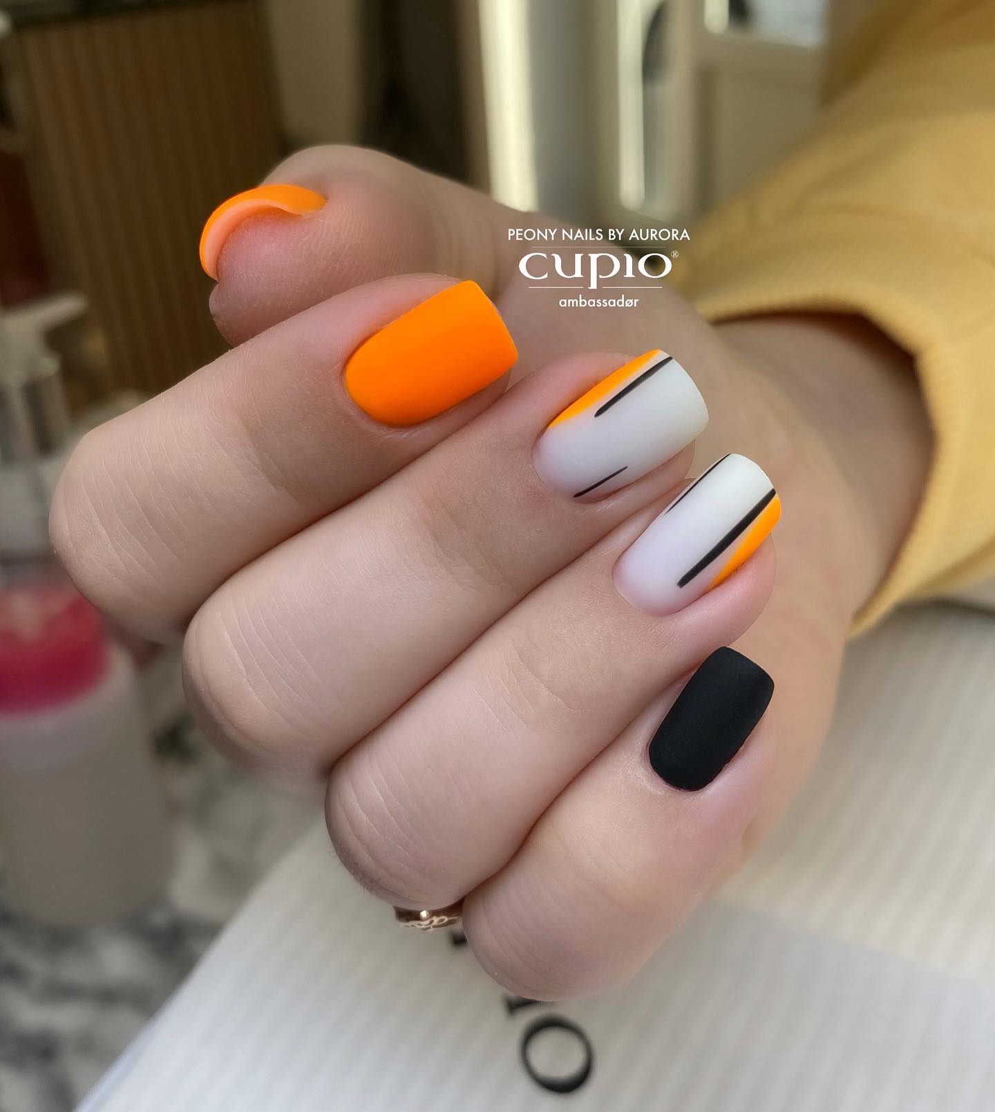 summer orange nails