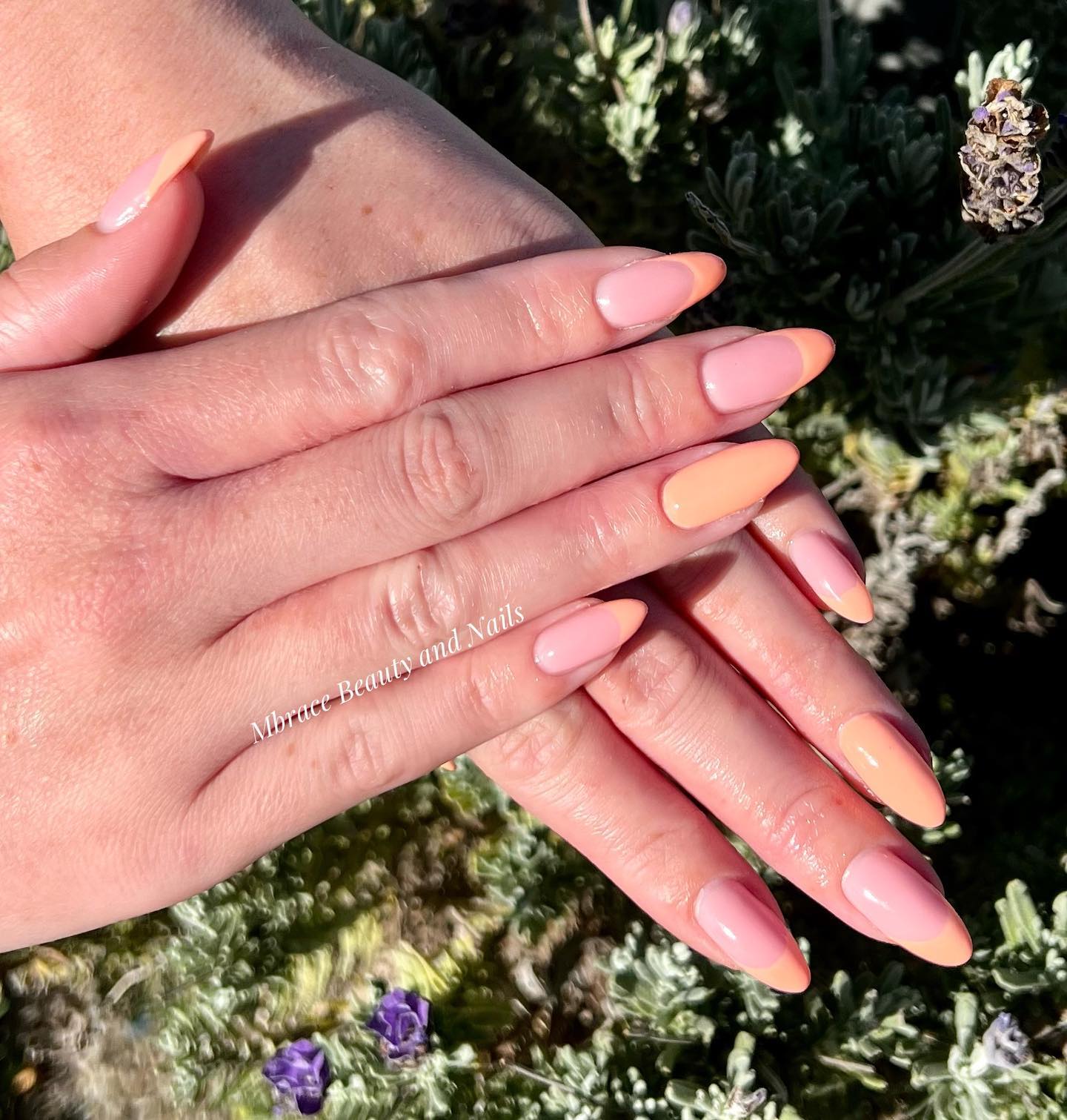 summer peach nails