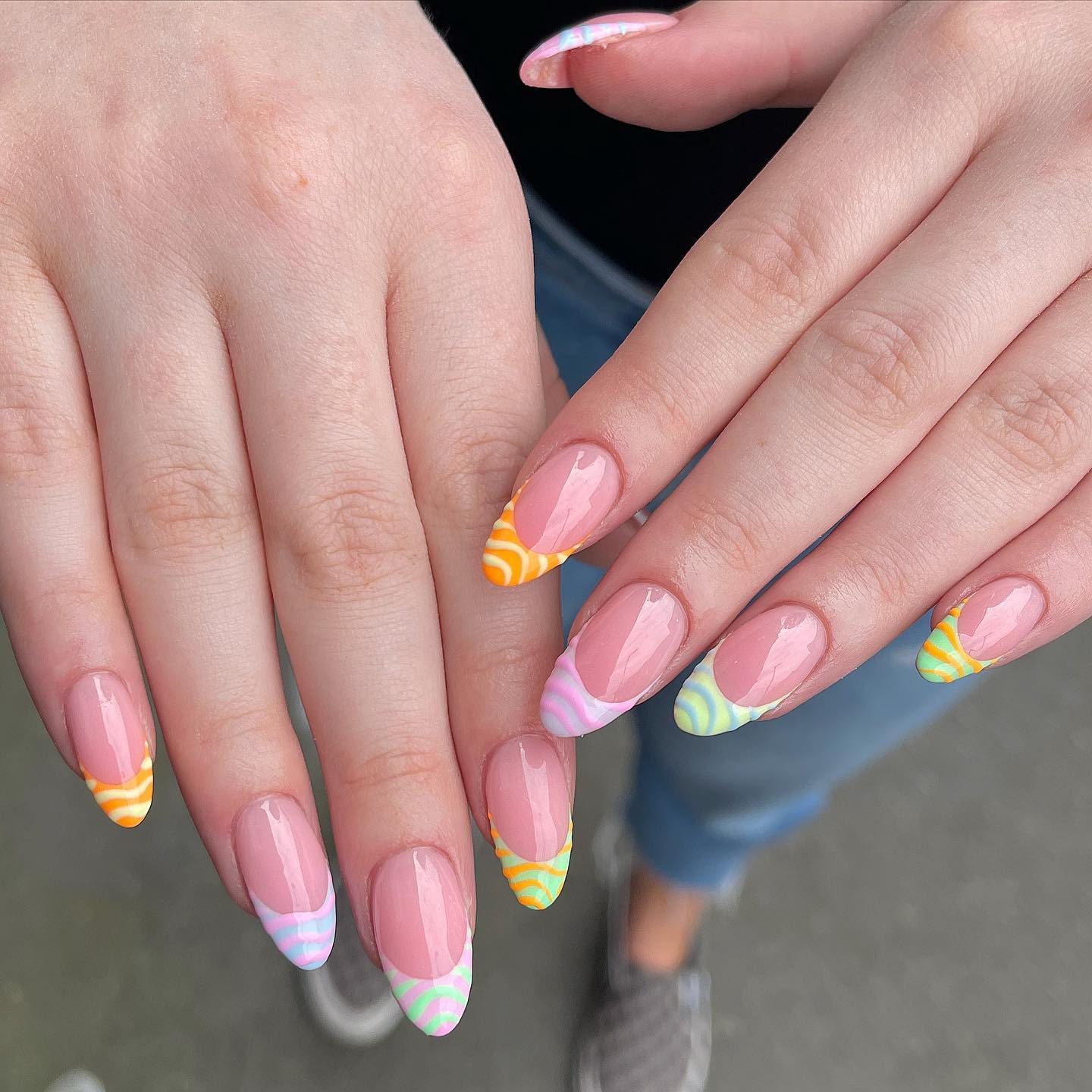 summer peach nails