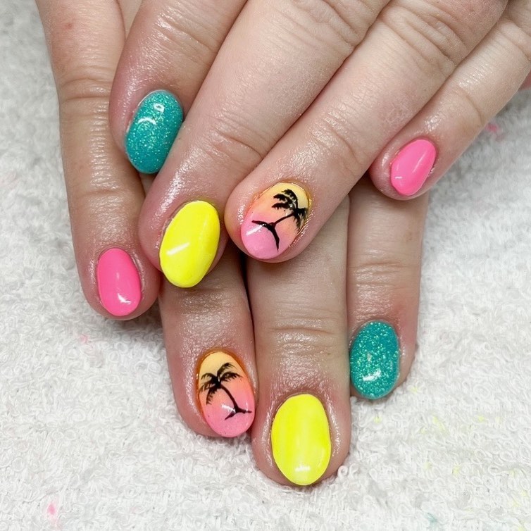 beach nail ideas