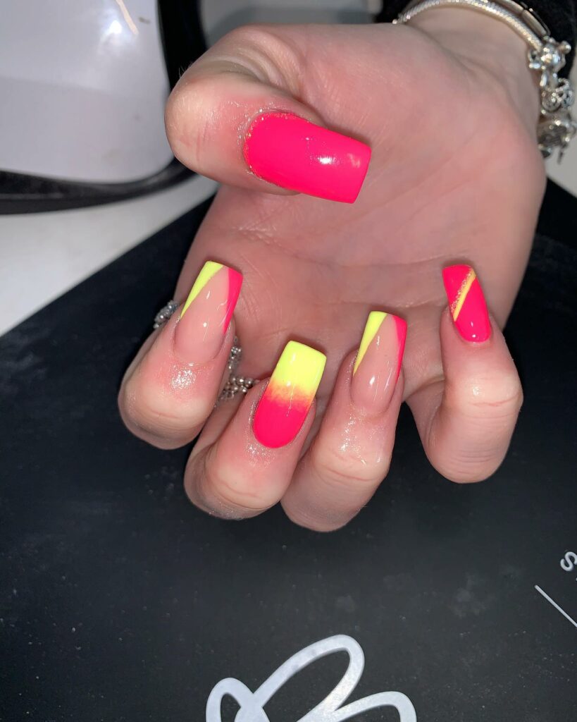 bright summer nails