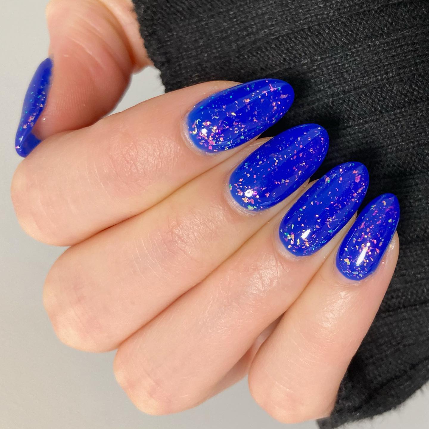 neon blue nails