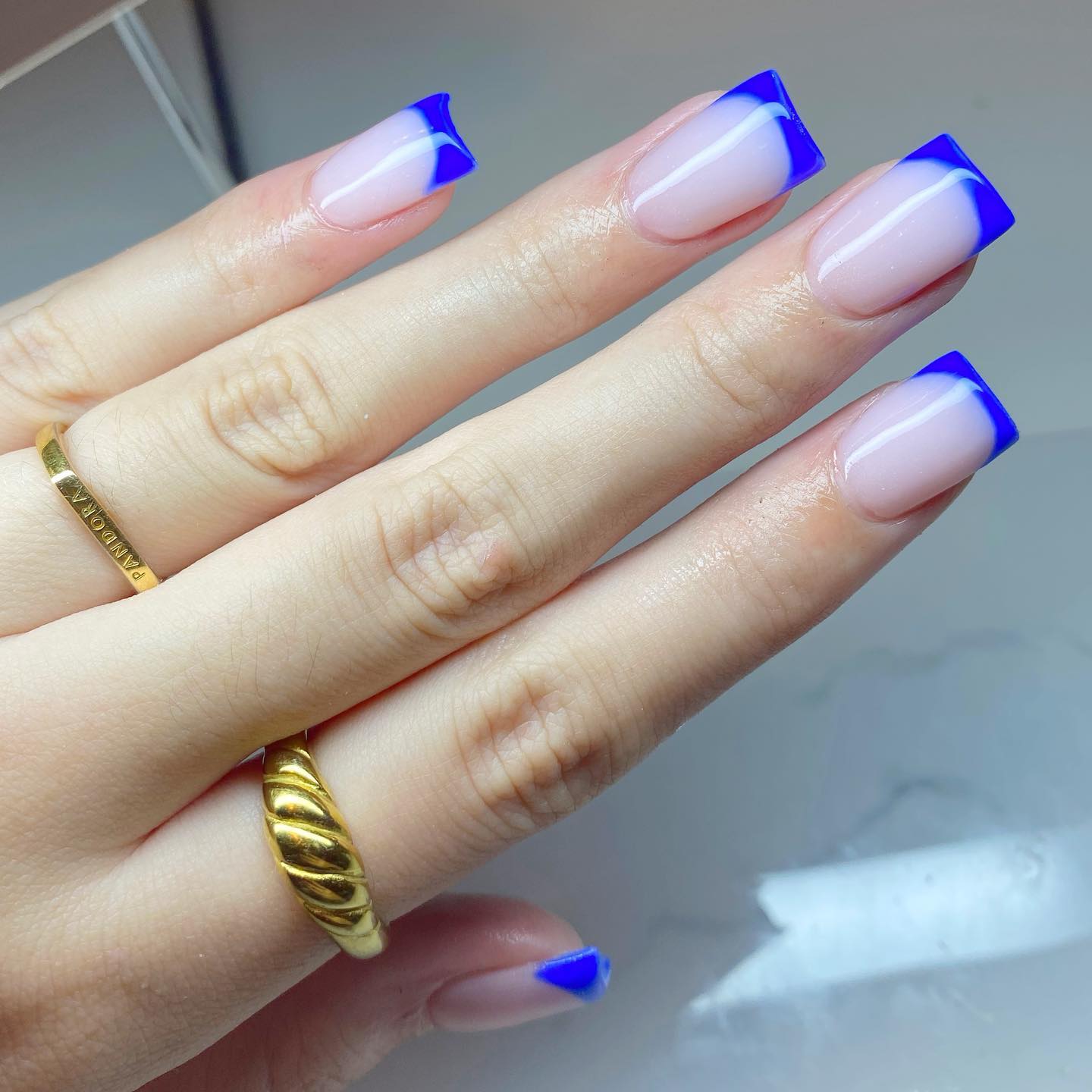 neon blue nails