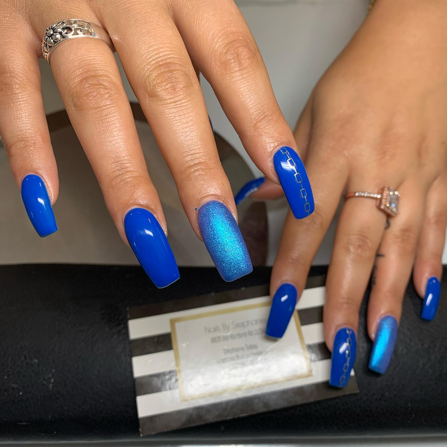 neon blue nails