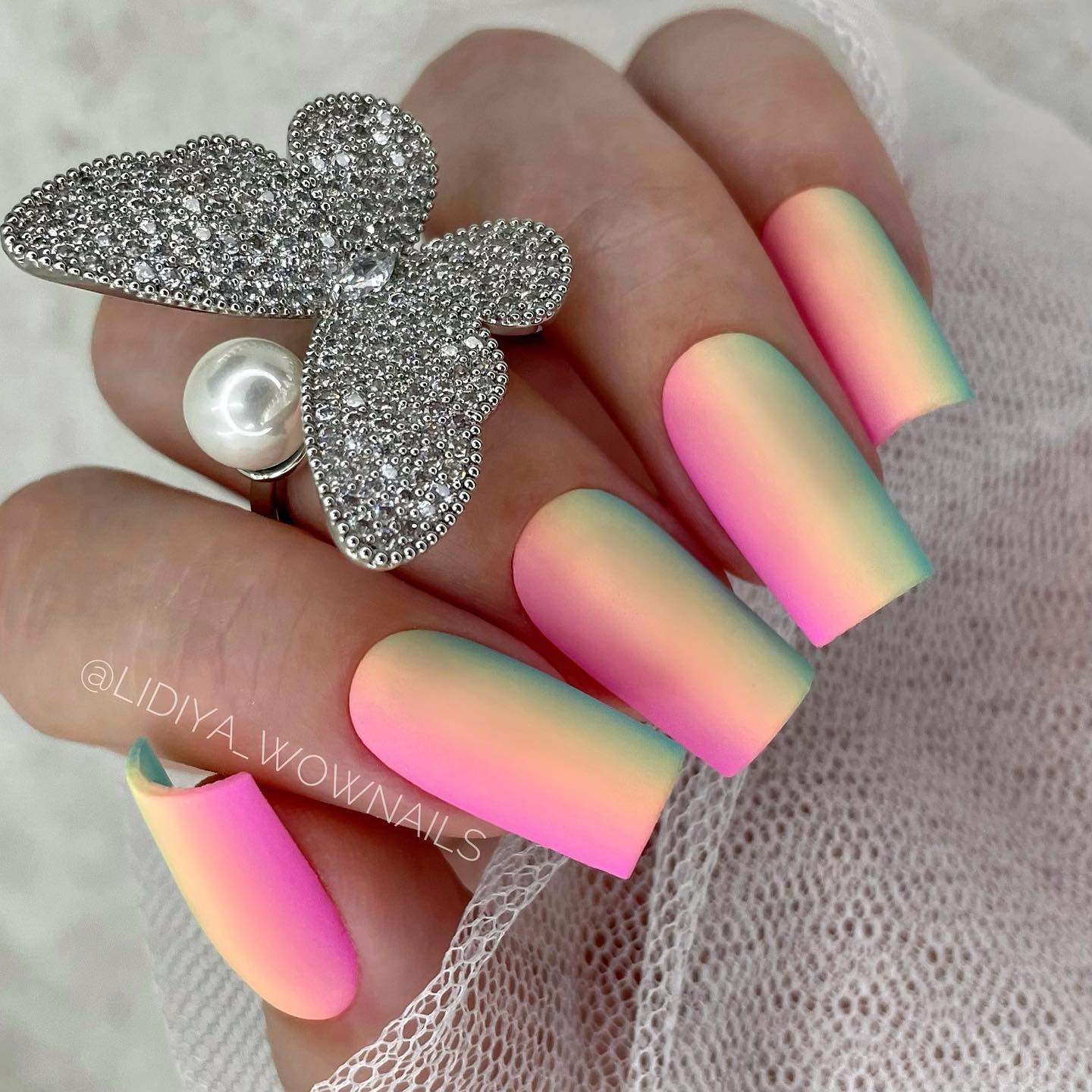 pastel rainbow nails