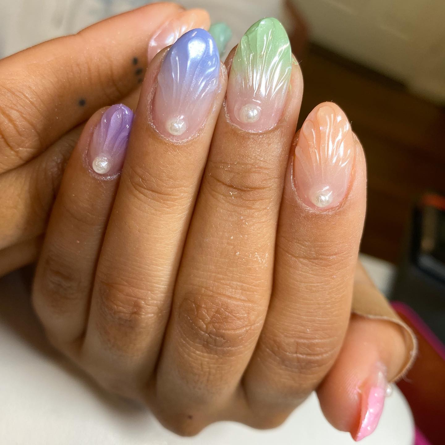 pastel rainbow nails