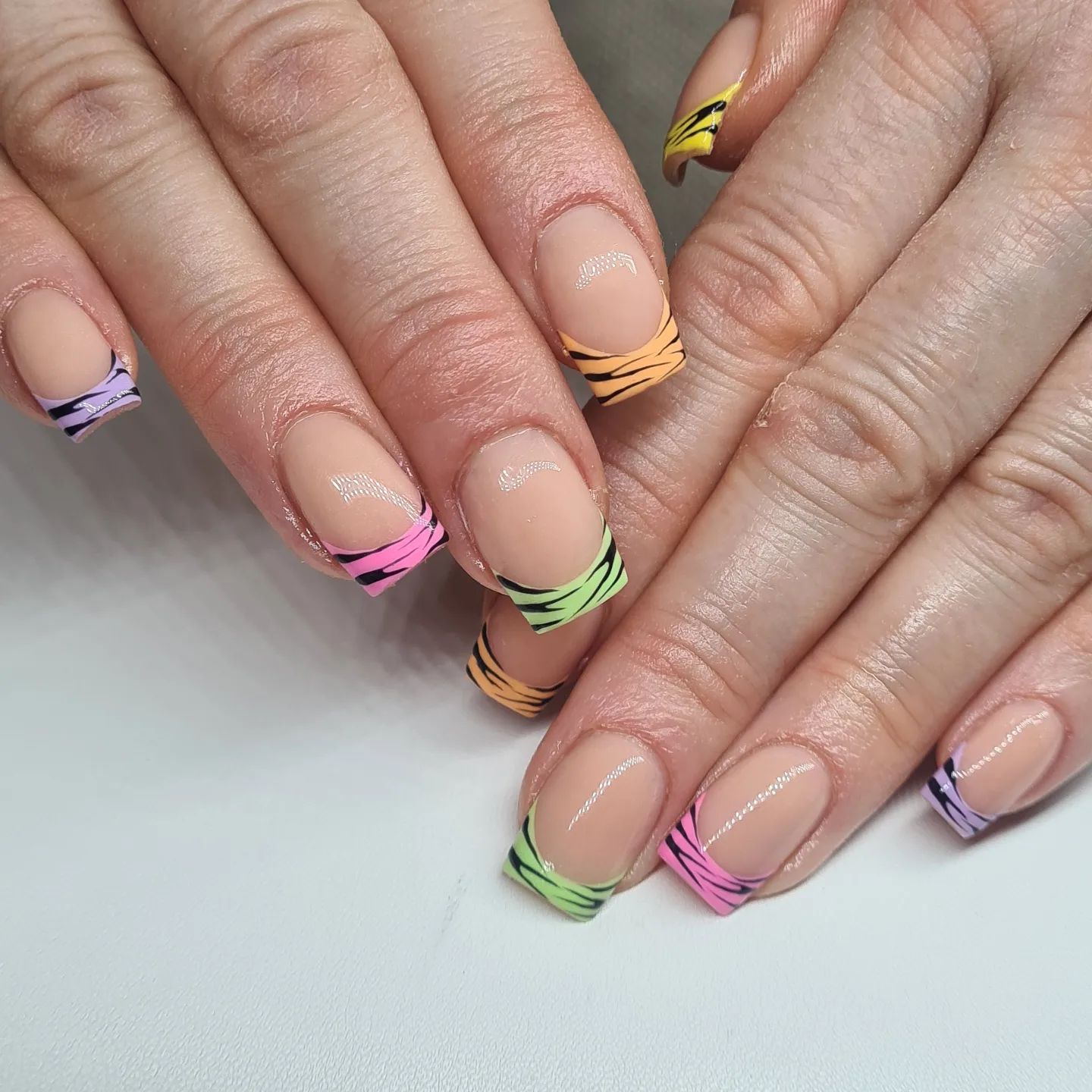 pastel rainbow nails