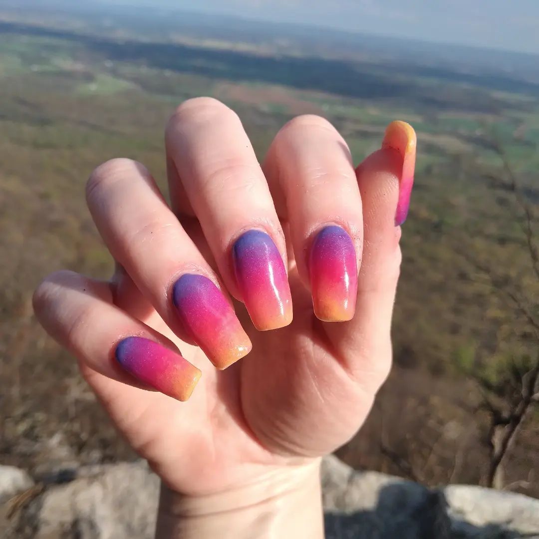 sunset ombre nails