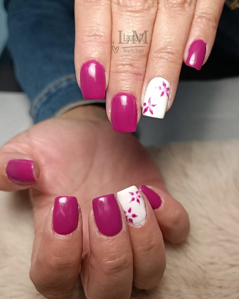 White Nails with Flowers