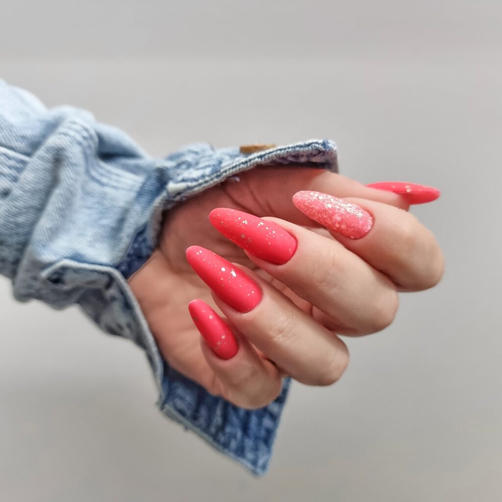 Summer Coral Nails