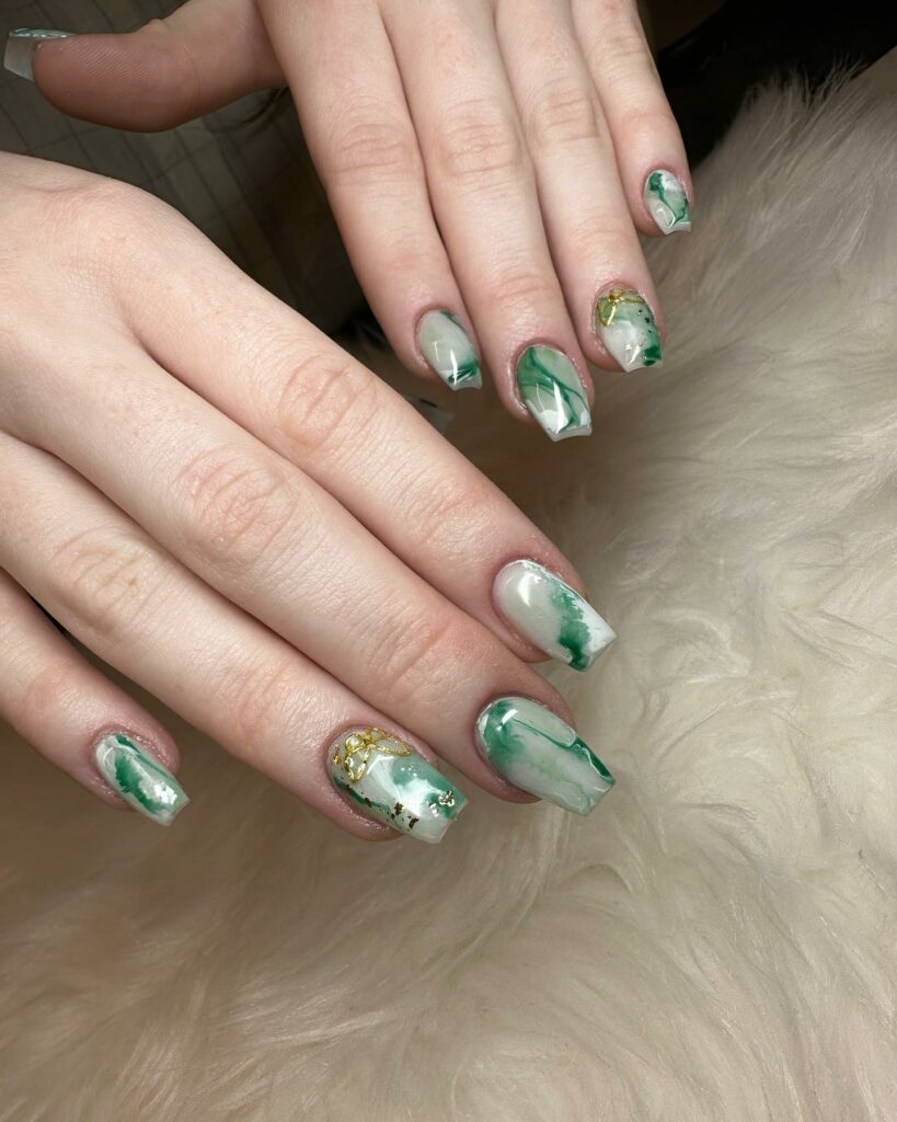 green and gold nails