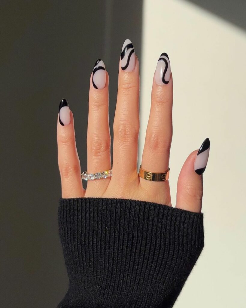 Short Black Nail Designs