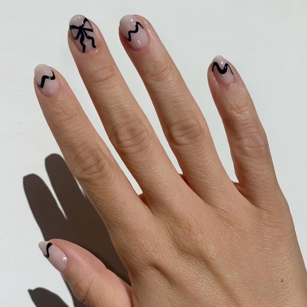 Short Black Nail Designs