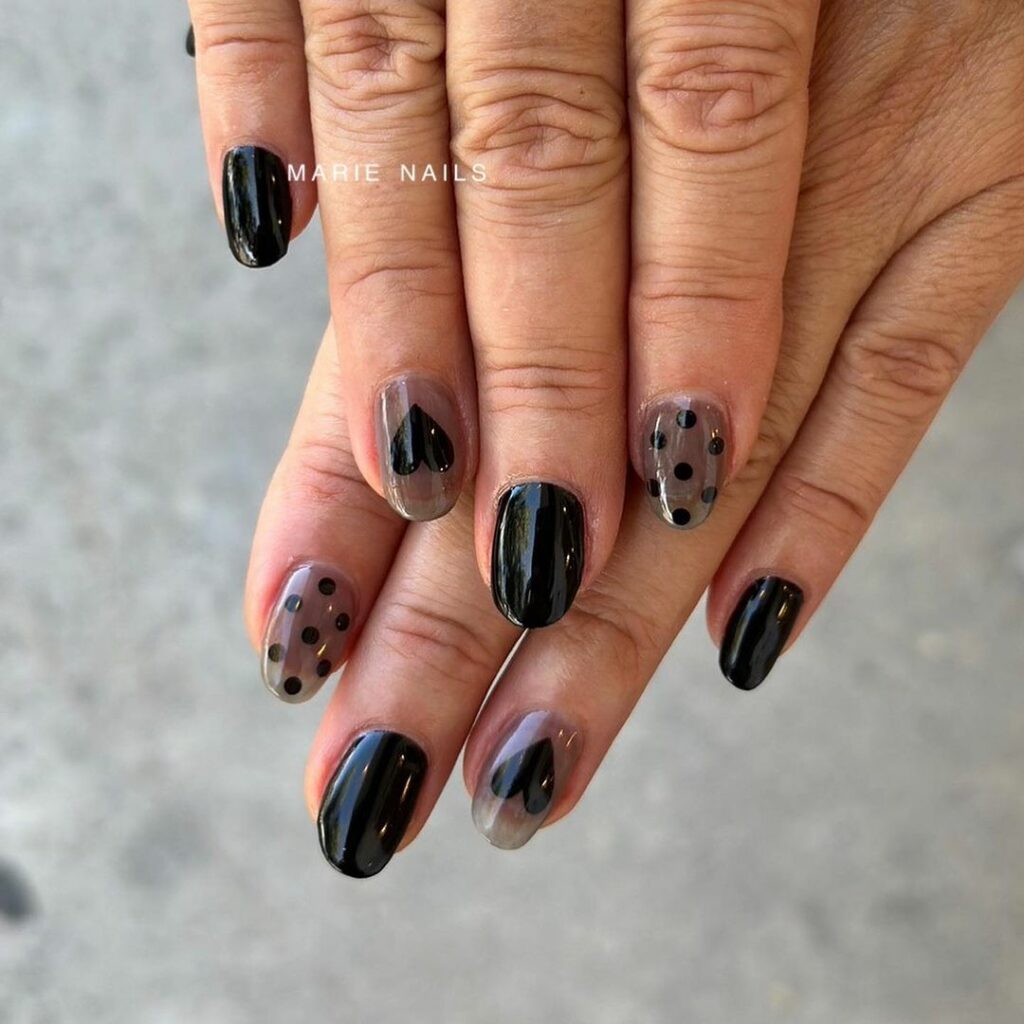 Short Black Nail Designs