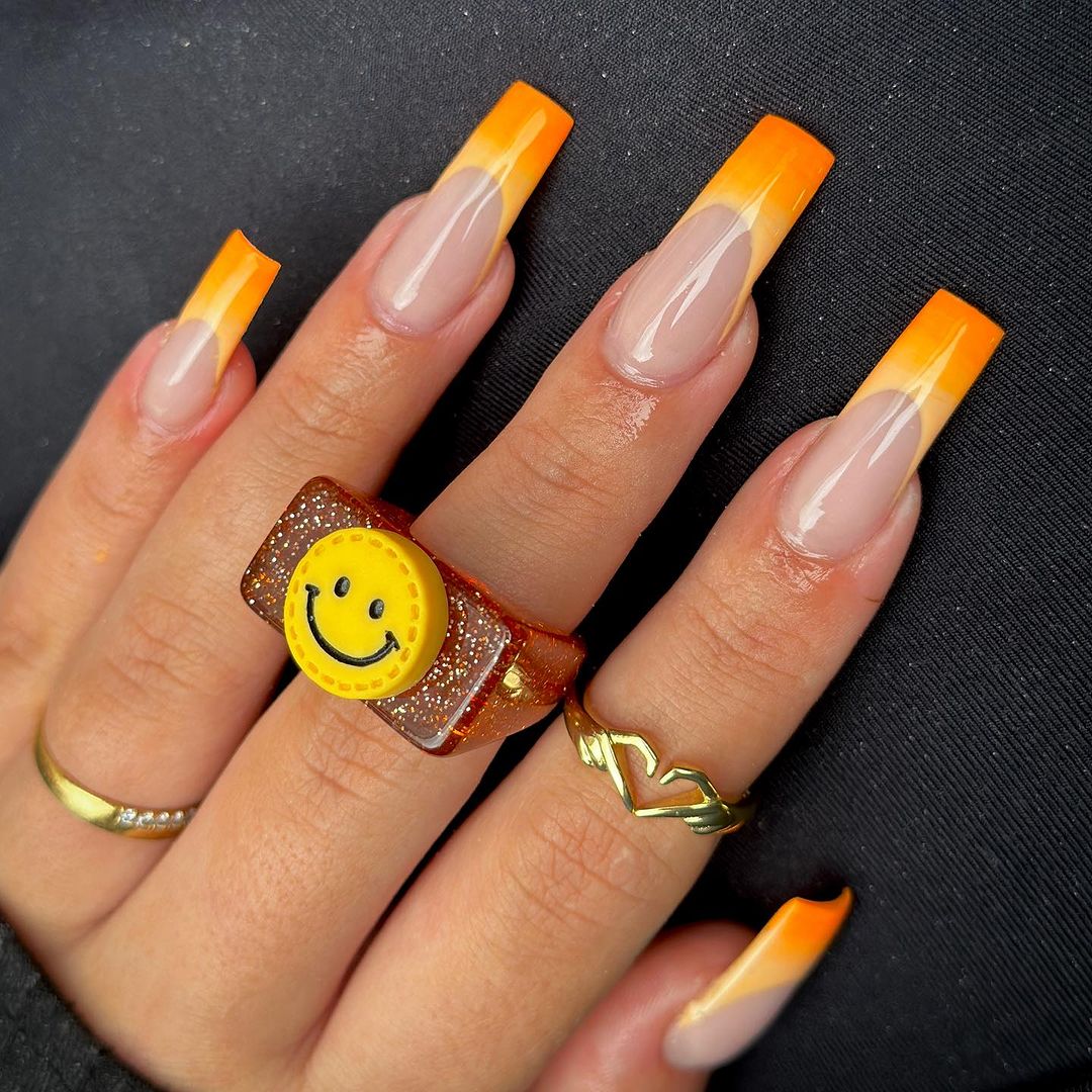 French Tip Coffin Nails