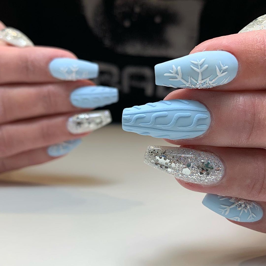 Blue and Silver Winter Nails
