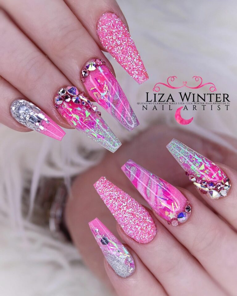 43+ Cutest Pink and White Winter Nails Ideas For You - Nail Designs Daily