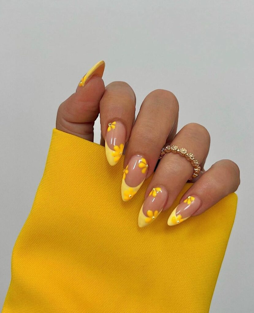 Yellow Autumn Nails