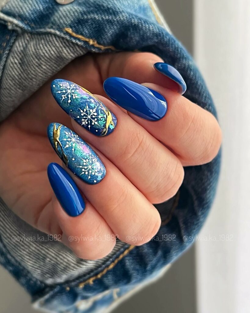 Blue and White Winter Nails