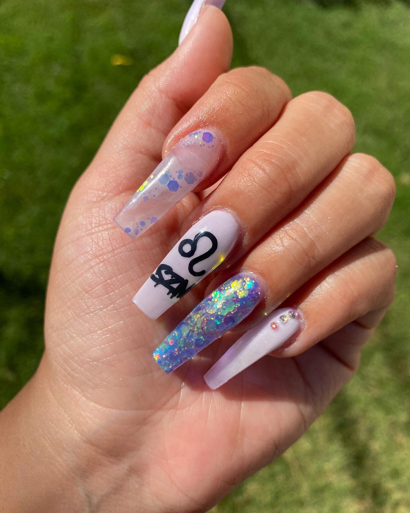 Leo Zodiac Nails