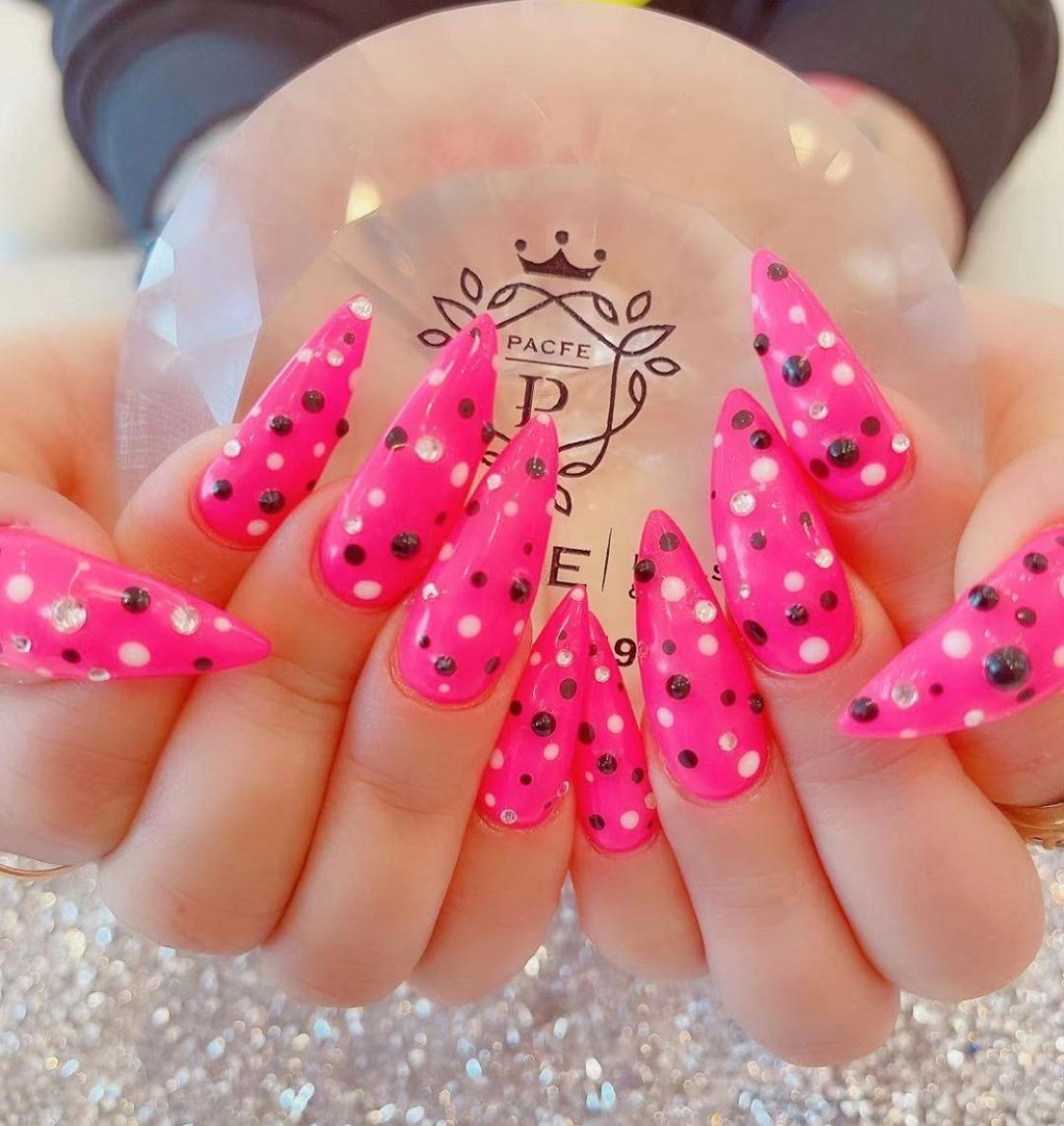 Pink Polka Dot Nails