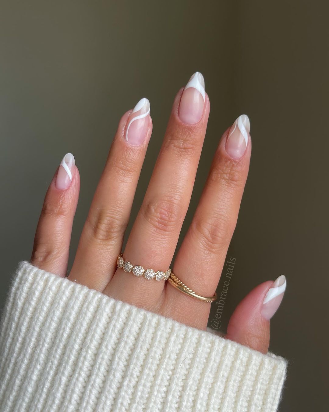 Simple Wedding Nails for Bride