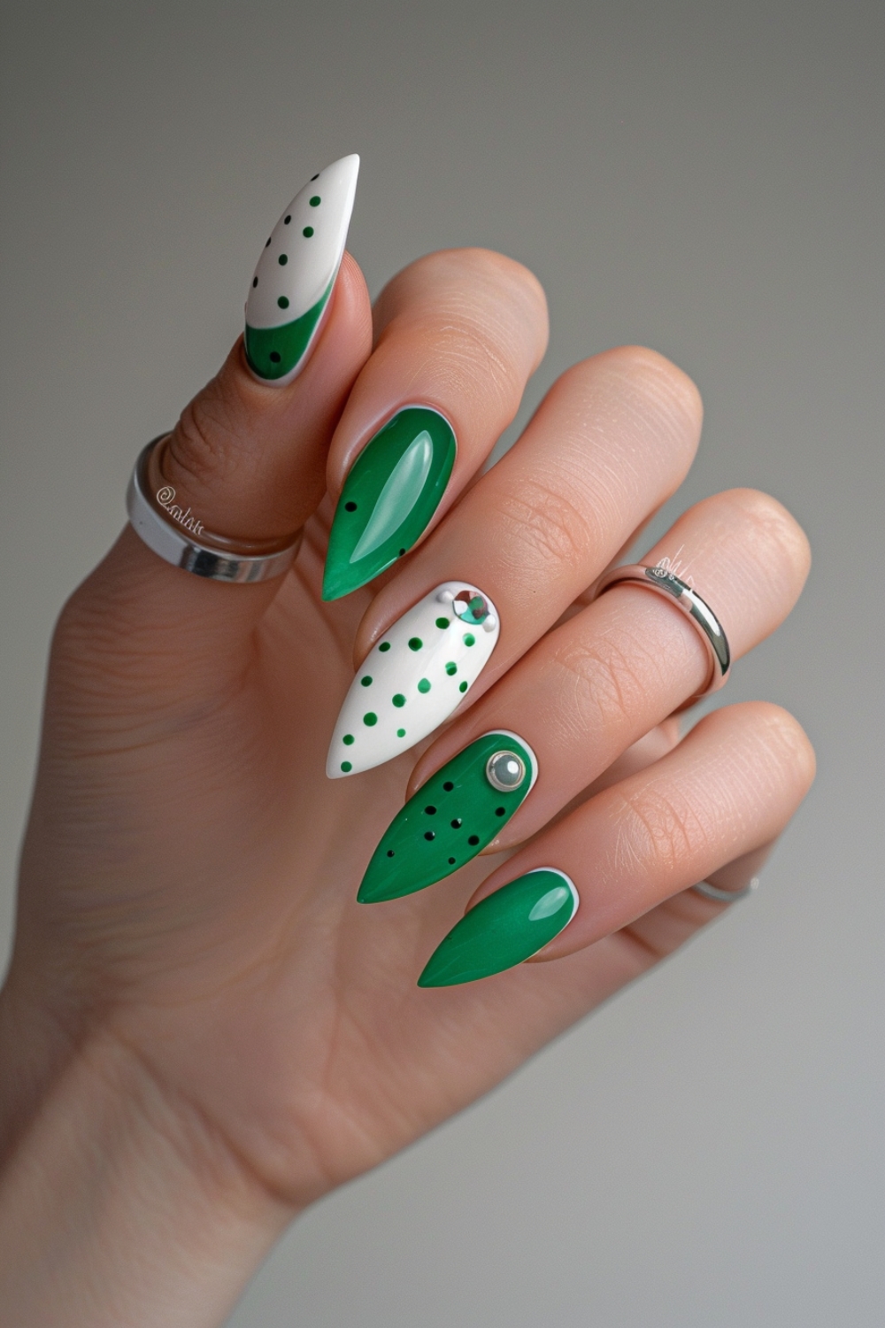 green and white nails